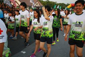 BIB: 1227, 1228
                            <button type="button" onclick="openModal(3530978)" class="btn btn-primary btn-sm float-right btn-popup" data-toggle="modal" data-target=".modal-high-quality">
                        <i class="fas fa-shopping-cart"></i> Add to Cart
                    </button>
                                            <button type="button" onclick="isThisMe(3530978, true)" class="btn btn-success btn-sm float-right btn-popup btn-isme hidden" data-toggle="tooltip" data-placement="bottom" title="นี่คือรูปของคุณใช่ไหม คลิกที่นี่เพื่อเอาเข้าอัลบั้ม">
                        <i class="fas fa-plus"></i> Add to album
                    </button>
                    <button type="button" onclick="isThisMe(3530978, false)" class="btn btn-warning btn-sm float-right btn-popup btn-isnotme hidden">
                        <i class="fas fa-ban"></i> Remove from album
                    </button>